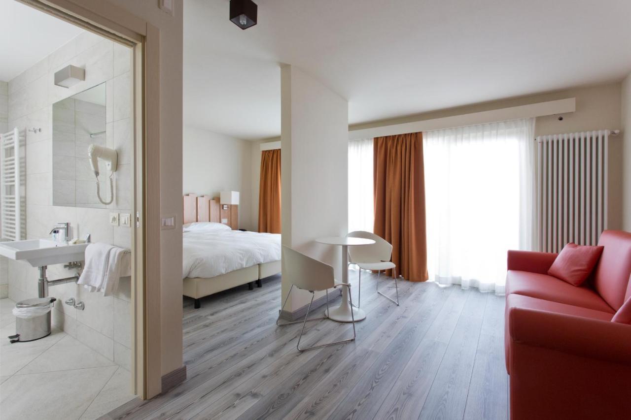 Hotel Delle Alpi Passo del Tonale Esterno foto