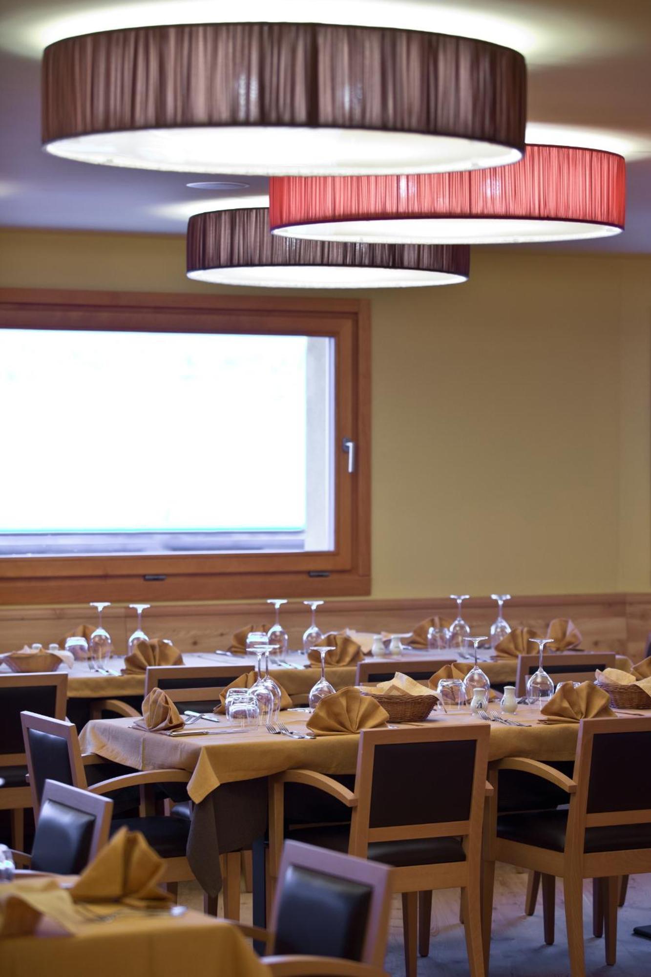 Hotel Delle Alpi Passo del Tonale Esterno foto