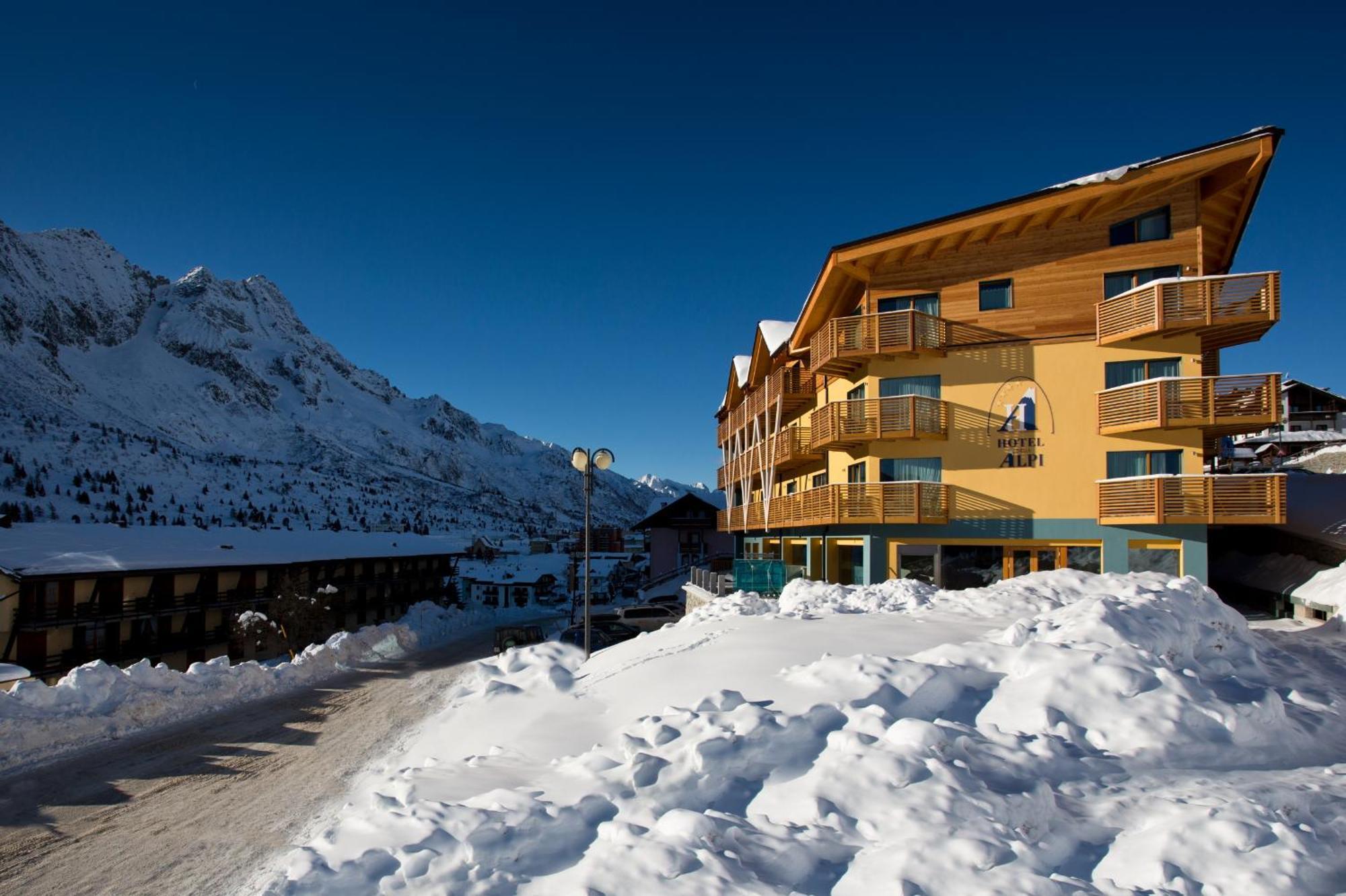 Hotel Delle Alpi Passo del Tonale Esterno foto